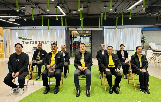 ศูนย์การศึกษาและวิทยาการด้านความมั่นคง กอ. รมน. ร่วมศึกษาการดำเนินงานด้านเทคโนโลยี และนวัตกรรมของห้องสมุดดิจิทัล