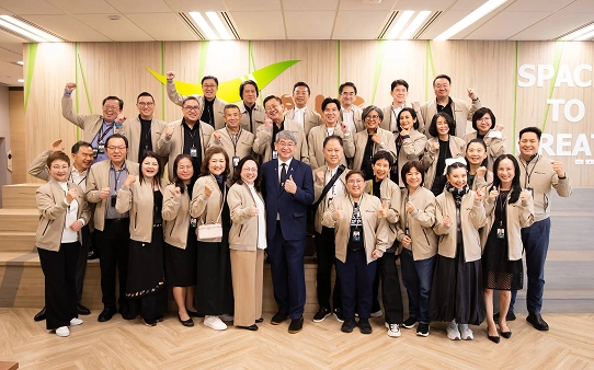 จากการพัฒนาคนในองค์กร สู่การขยายโอกาสการเรียนรู้ให้สังคมไทย